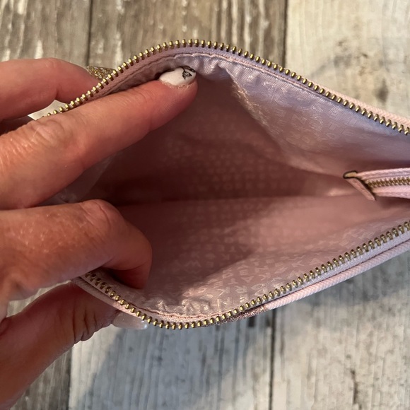 KATE SPADE wristlet purse - Picture 3 of 3